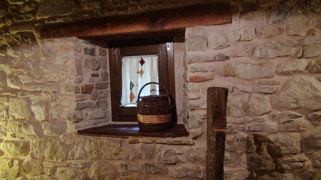 Sasso Erminia R&B Ecosostenibile Novafeltria Szoba fotó