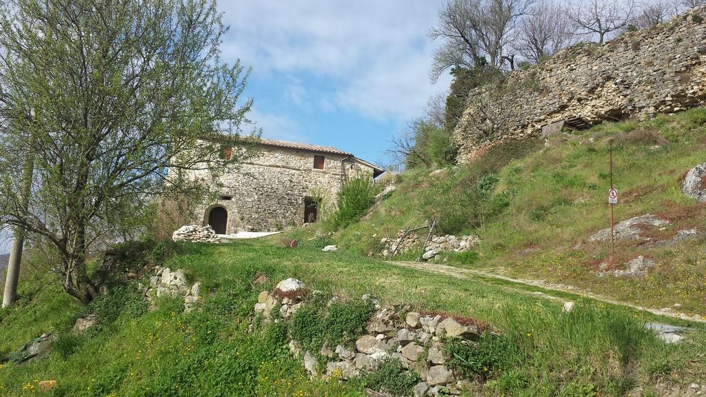 Sasso Erminia R&B Ecosostenibile Novafeltria Kültér fotó