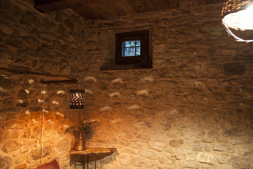 Sasso Erminia R&B Ecosostenibile Novafeltria Szoba fotó